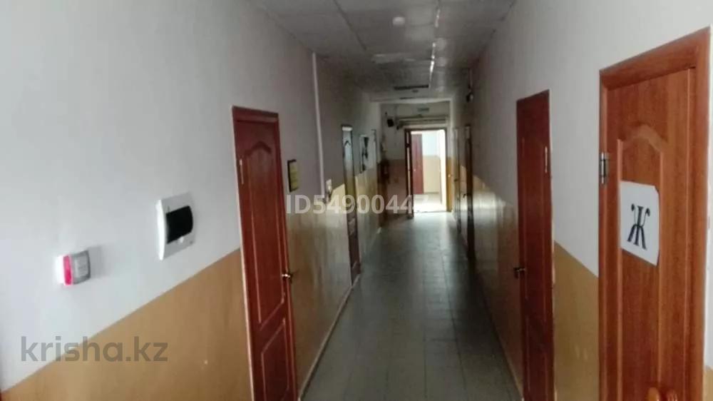 Склады 1 800 м² · Досмухамедулы 52, фото 1
